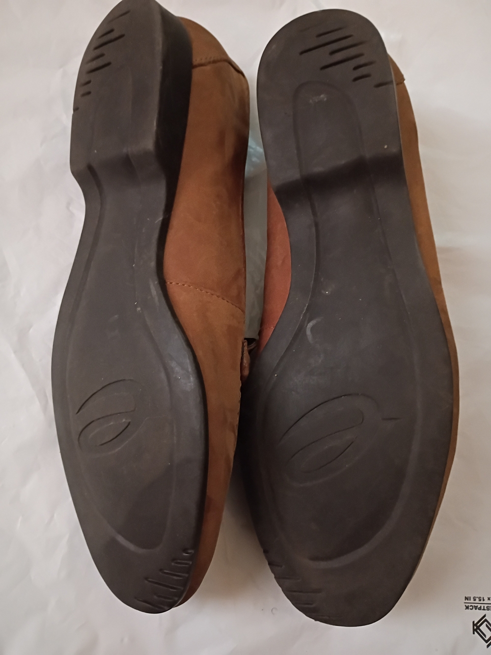 Easy Spirit Brown Suede Penny Loafers no Tag refer To Measurements
